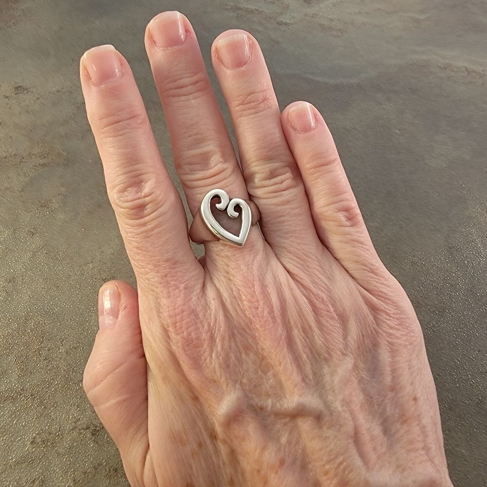 James Avery Mother's Love Heart Ring - Picture 8 of 11